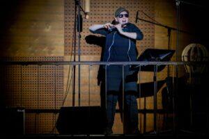 Enesekindlus olla korraga barokkstaar ja reivitäht