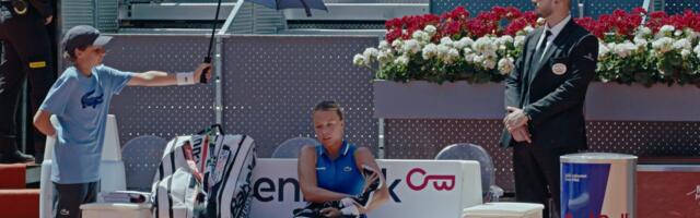 ARVUSTUS | Kontaveidi-film võiks kanda ka pealkirja „Üksinda hotellis“