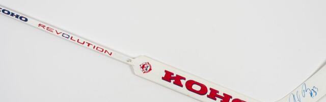 Spordimuuseumis saab näha ühe NHL-i aegade parima väravavahi jäähokikeppi