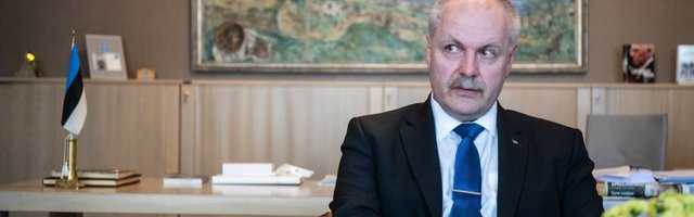 Henn Põlluaas riigikogul kriisist väljumist suures saalis arutada ei luba: kõik on selle asjaga juba nagunii tuttavad, eraldi arutelul ei ole mõtet