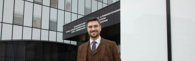 Autoankeet. Hendrik Johannes Terras tegi autojuhiloa, et pääseda sugulaste tüütutest küsimustest