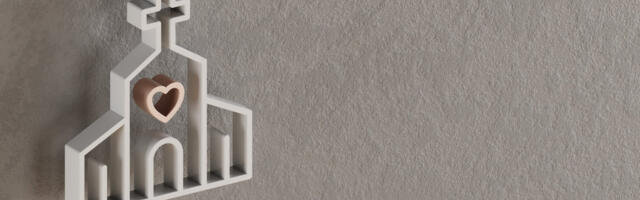 Märgilises Prangli kirikus pühitsetakse uued vitraažid