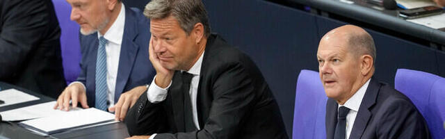 Немецкие "зеленые" выдвинули Хабека кандидатом в канцлеры