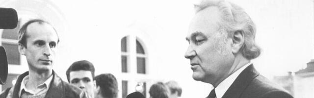 Peeter Sookruus_ muidu rahulikul ja kindlameelsel Arnold Rüütlil sai mõõt täis. Ta lajatas käega vastu lauda ja ütles, et nüüd aitab!