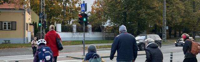 Võim ja foorid. Jalakäija kogemus