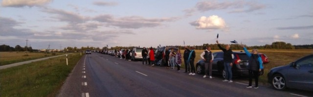 Mõlemal Balti ketil osalenud Helle Soop: Kellele siis veel pärandada traditsioonid, kui mitte lastele?