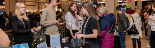 ÕPILASFIRMADE LAAT TUNNUSTAS TARTU KAUBAMAJAS PARIMAID KAUPLEJAID