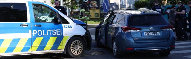 FOTOD | Tallinnas põrkasid kokku politseibuss ja sõiduauto