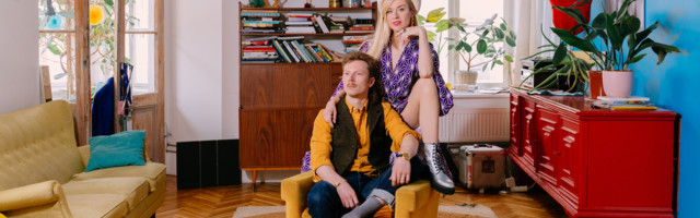 Liisi Eesmaa ja Madis Ligema kodu. Kunst keset kosmost ja vikerkaari. “Kunst kodudes”