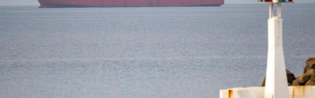 Rootsi ametnikud kontrollivad Vene kaubalaeva, mida lääs on varem süüdistanud relvakaubanduses