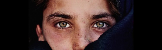 Reporter: Tallinnasse jõudis maailmakuulsa fotograafi Bobby Sageri näitus «Invisible Sun»