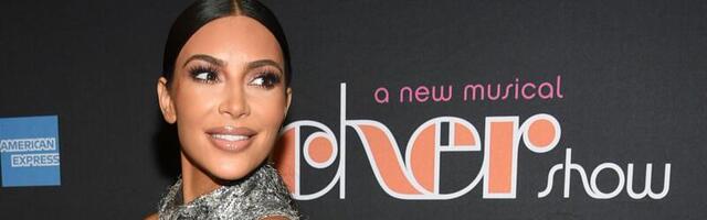 Kim Kardashian müüs miljoni eest aluspesu kõigest ühe minutiga