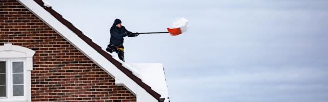 Plusskraadid on tulemas: hoonete katused tuleb lumest ja jääst puhtad hoida