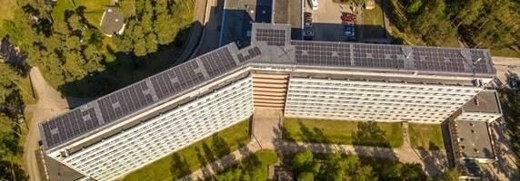 Lõuna-Eesti Haigla päikeseelektrijaam sai valmis