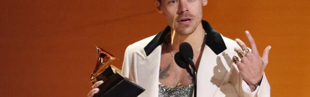 KLÕPS | Uus kuum paar? Harry Stylesi ja Zoë Kravitzi märgati käevangus Roomas jalutamas