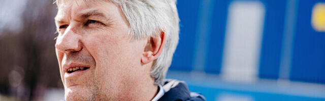 Kell 21.40 "Esimeses stuudios" Ahti Asmann