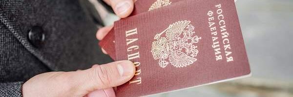 Russian and Belarusian refugees to get work permits in Estonia