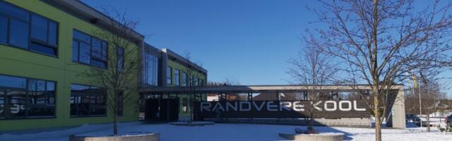 Randvere koolis käärib: õpilaste vanemad pöördusid valda ettepanekuga direktor vabastada