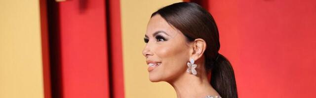 FOTOD | Eva Longoria rinnad hüppavad kohe kleidist välja! Näitlejanna saabus Oscarite järelpeole eriti avara dekolteega