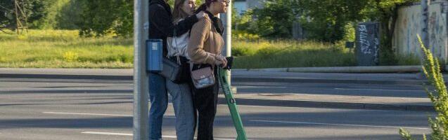 Bolti spetsialist: meie tehisintellekt ei lase peagi enam mitmekesi tõuksiga sõita. Liiklusjuristi sõnul tekitavad ringristmikud ohtlikke olukordi