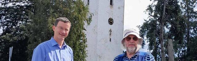 Tä­nu ANTS AA­MA­NI an­ne­tu­se­le on Kuu­sa­lu ki­ri­ku­kell teh­tud kor­da