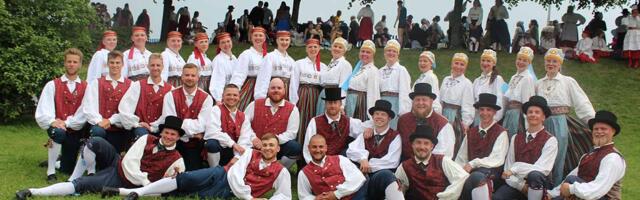 Loksal ja Kuusalus loodi tantsupeoks nooremate täiskasvanute rühmad