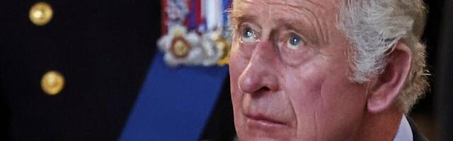 Kuningas Charles on esimene monarh, kelle alastipilte on näinud miljonid inimesed