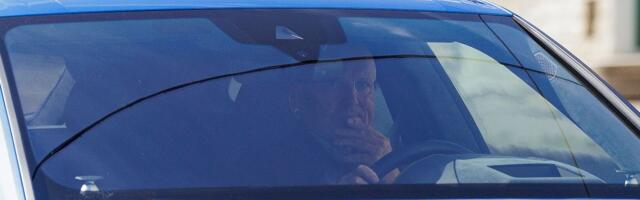 FOTOD ⟩ Tuntud ärimees Toomas Annus vurab linnas ringi uhke Lamborghiniga, mil puudub ülevaatus