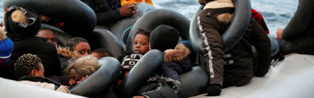 Kreeka viib sisserändajad saartelt paadiga merele tagasi