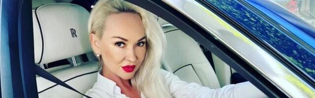 SEKSIKAS NAINE: LIIS LASS hoiab end vormis eriti kirgliku hobiga