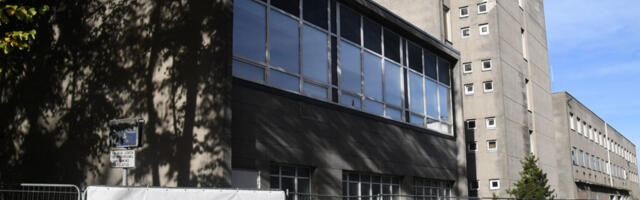 SEITSMEKÜMNEESIMISEL AVATUD MIILITSAMAJA KAOB PÄRNU TÄNAVAPILDIST