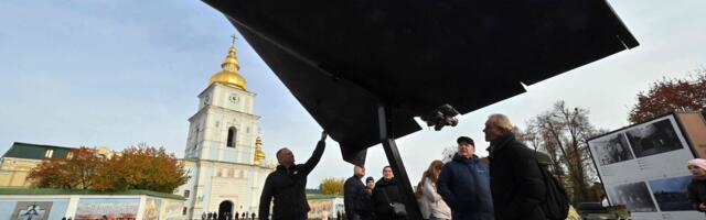 SÕJARAPORT | Teet Kalmus: ukrainlastele tulid appi langevad puulehed. Venemaa aga tõi mängu tankidest ehitatud postapokalüptilised „siilid“