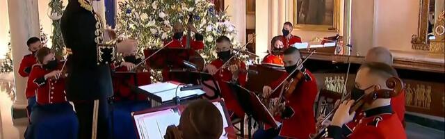 Reporter: Valges Majas esileedina esimesi jõule pidav Jill Biden avalikustas jõulukaunistused