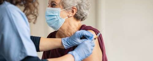 Riskirühmadest vaktsineeritakse esmalt vanurid