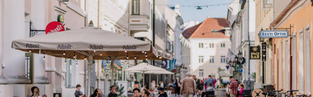 Tartu vanalinna paigaldatakse 24 uut rattahoidjat