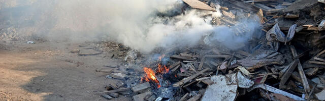 Tartus põlesid ehitusjäätmed