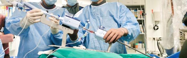 Kliinikumis tehti südame mitraalklapi veresoonekaudne serv-servaga plastika