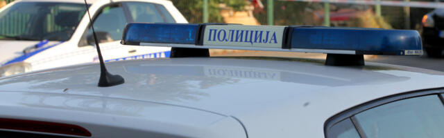 DEVOJČICE ZAPOČELE TUČU, MAJKE POTEGLE NOŽEVE USRED POŽAREVCA Stravičan obračun u centru grada