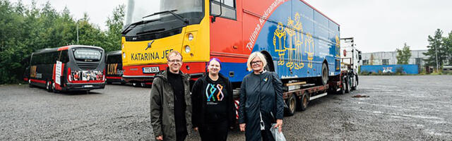 TALLINNA LUGEJAID 17 AASTAT TEENINDANUD RAAMATUKOGUBUSS ALUSTAS TEEKONDA UKRAINASSE