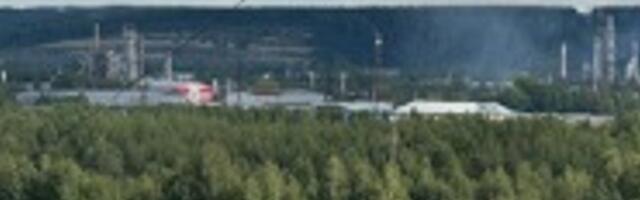 Ukraina droonid ründasid naftatöötlemistehast piirist 2000 kilomeetri kaugusel Komis