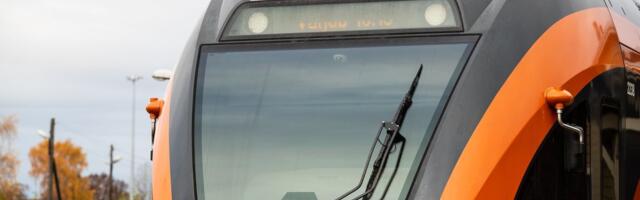 Tallinna-Tartu rongiliiklus jäi tehnilise rikke tõttu seisma
