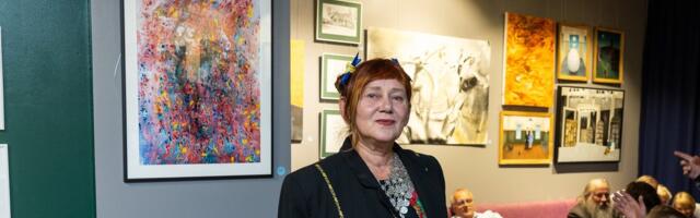 FOTOD | Teater kohtub kunstiga. Näitlejad näitavad Tartus oma maale