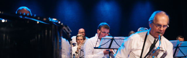 Jazzkaare fookuses. Anne Erm: Eesti bigbändid eile ja täna