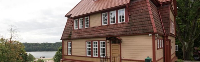 Reporter: MES-i nõukogu peatas Raul Rosenbergi ja Madis Reinupi volitused