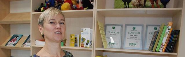 Aasta õppija rahvalemmik vahetas lasteaednikuameti raamatukogunduse vastu