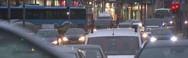 Reporter: 73% Eesti juhtidest kasutab sõidu ajal nutiseadet