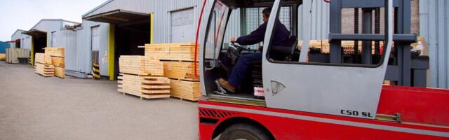 Sanktsioonid on lõpetanud Venemaa puidu impordi Eestisse