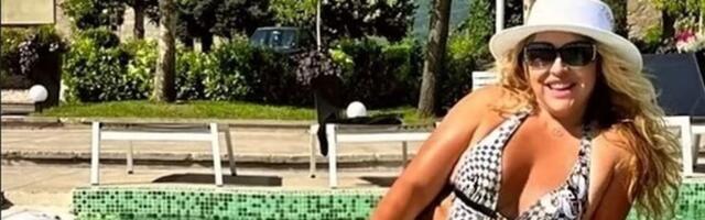 Harala 2000-ih, danas je niko ne prepoznaje: Pevačica nestala sa scene i promenila lični opis, ovako izgleda