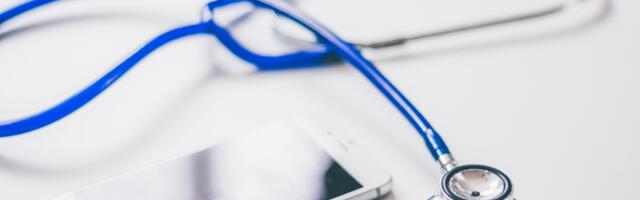 Nõuandeliini 1220 kaudu saab nüüd retsepte pikendada ka puhkepäevadel ja riigipühadel