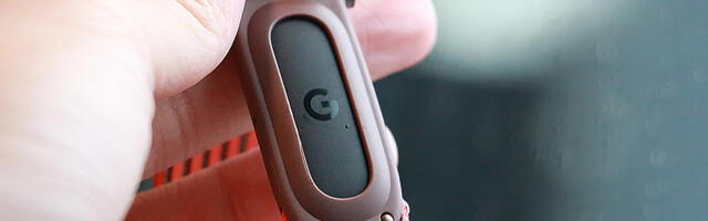 Google shares Fitbit Air blueprints so you can 3D print your own accessories